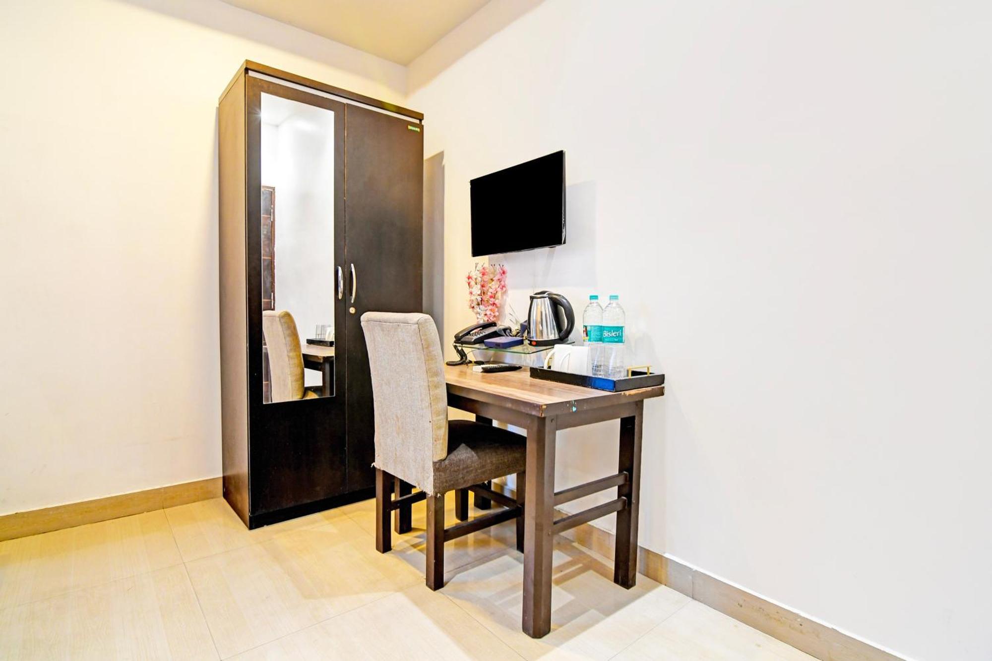 Super Hotel O Baguiati Nagarbazar Экстерьер фото